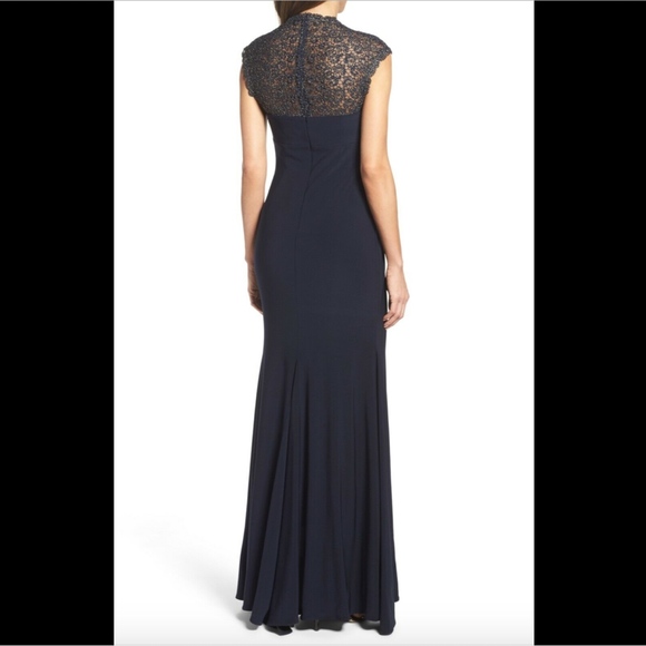 NWT $228 XSCAPE Lace Inset Mermaid Gown Navy‎ Blue - Picture 2 of 8